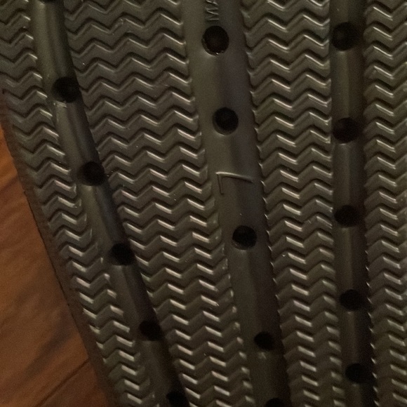 MIA Slides - Picture 6 of 6